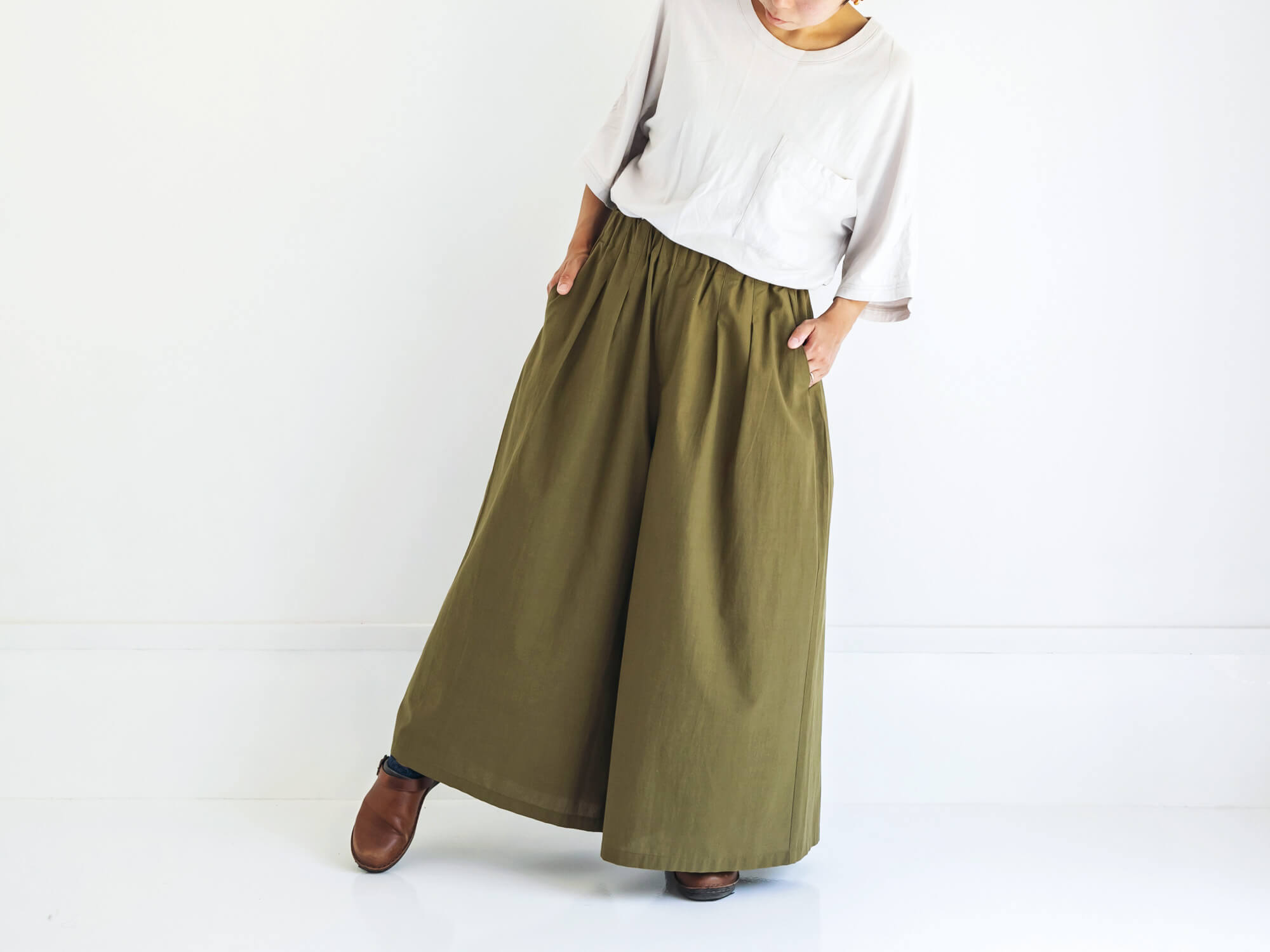 やわらかコットン／スカートパンツ 505／オリーブ（ユニセックス