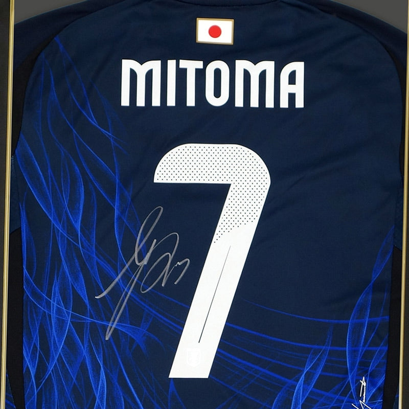 メモラビリア】三笘薫 直筆サイン入り日本代表2024ホームサッカー