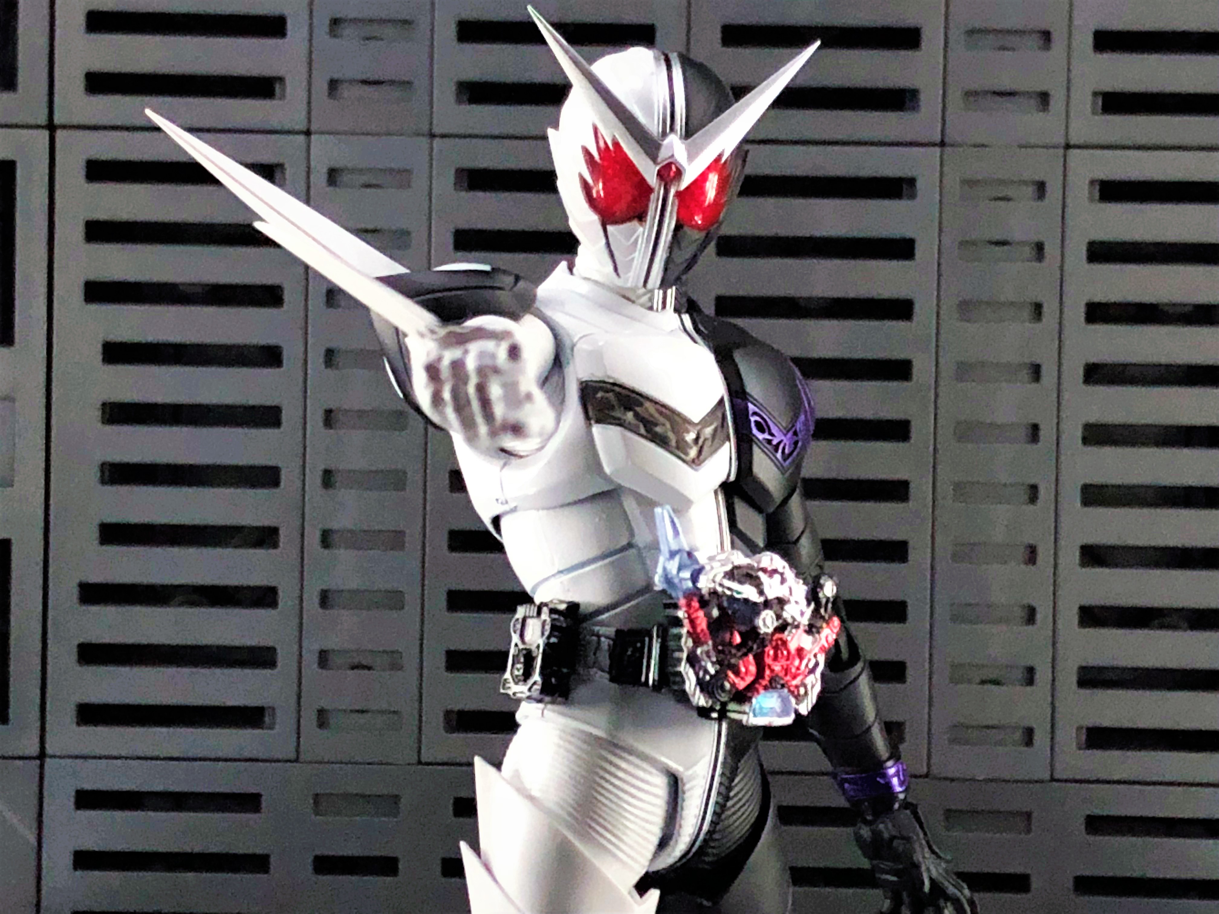 S.H.Figuarts（真骨彫製法）仮面ライダーダブル ファングジョーカー