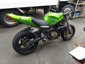 ライムグリーンがやってきた！ - D-EVO