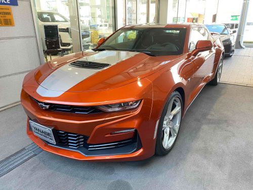 近日公開】カマロ ビビッドオレンジエディション【中古車