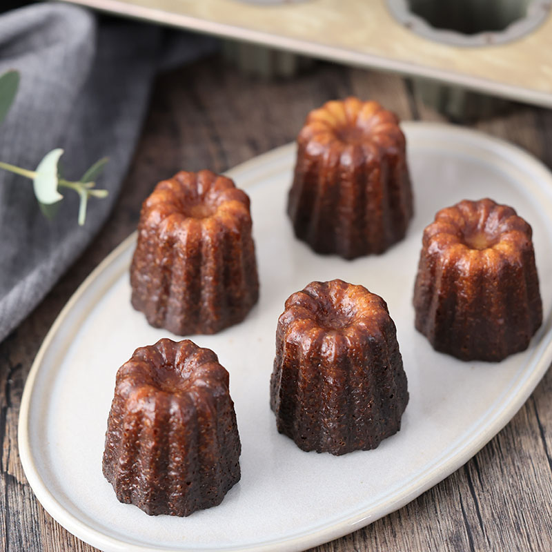 千代田型で作る!基本のカヌレ | レシピ | 富澤商店