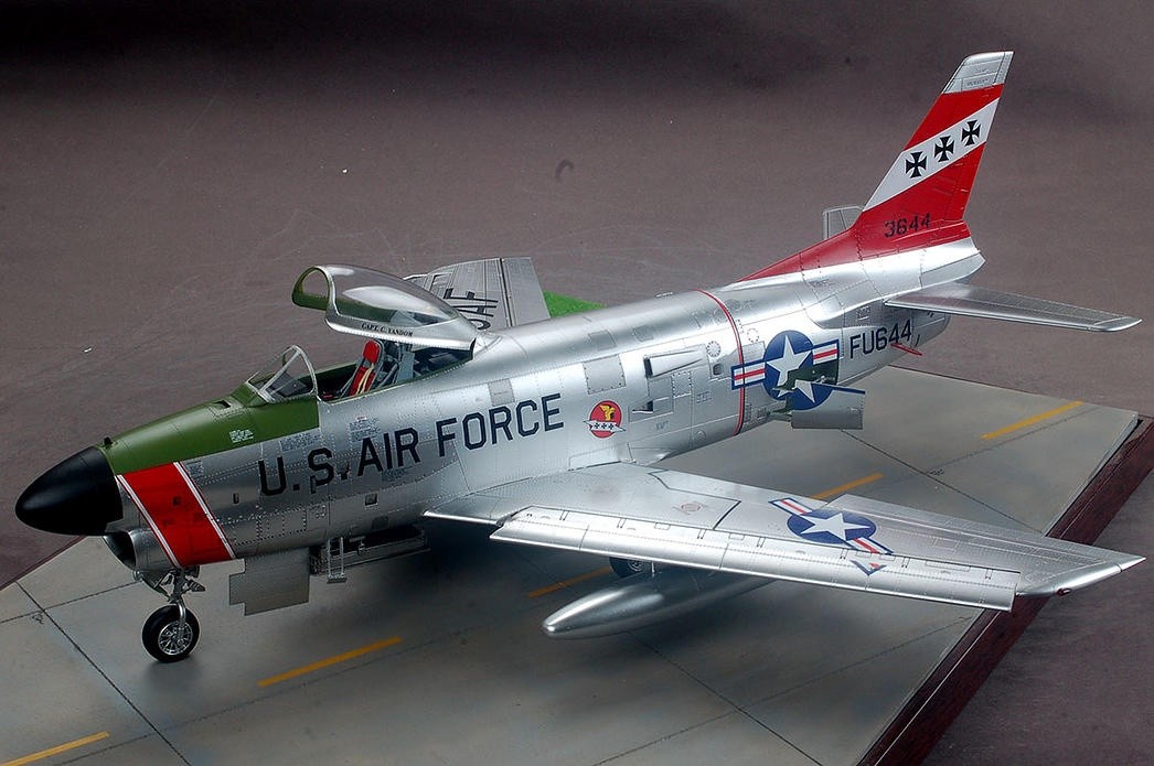 1/32 F-86D セイバードッグ (KH32007) - (株)ビーバーコーポレーション