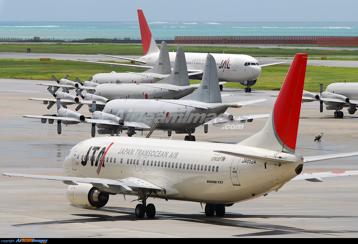 Boeing - 737 -400 JTA - Japan TransOcean Air JA8524