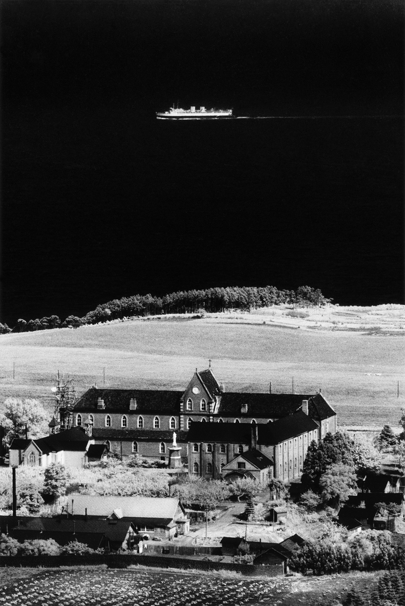 奈良原一高「王国 Domains」 | shashasha 写々者 - 写真集とアートブック