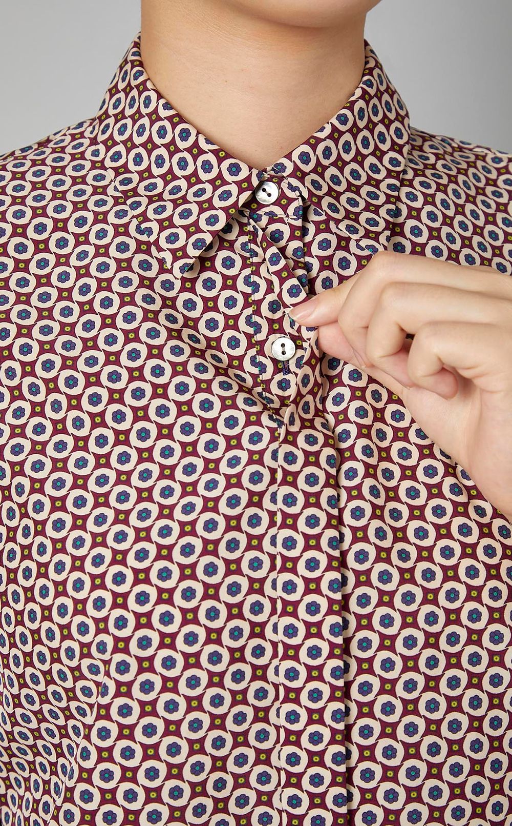 TOMORROWLAND collection｜コモンフラワーボウタイブラウス