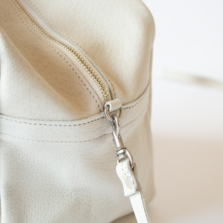 HALLIE 2WAYキューブポシェット／REN（レン）｜愛着を持ってずっと使い