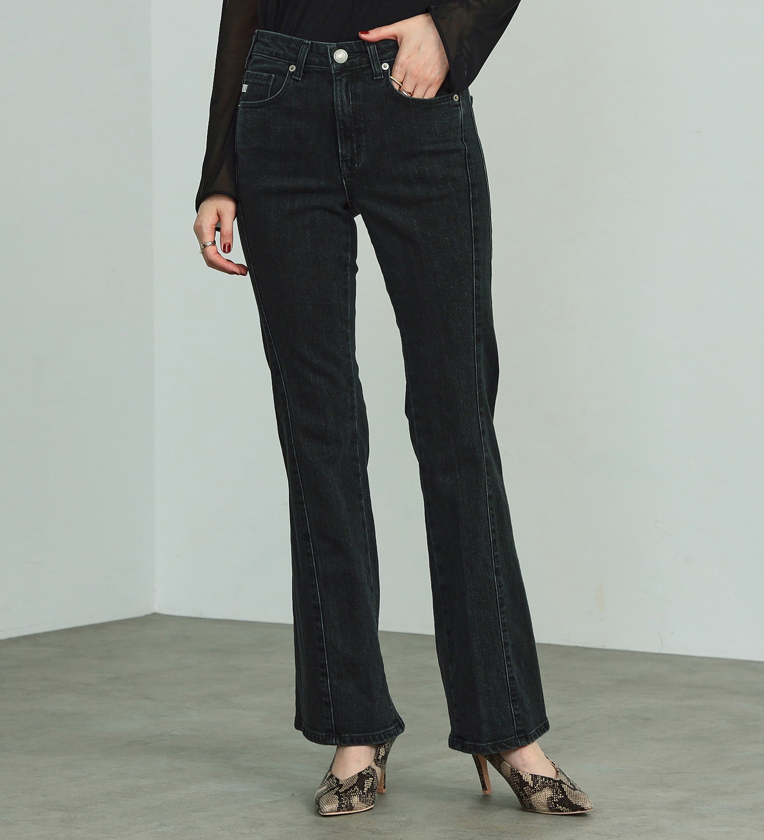 期間限定SALE】SOMETHING LISAフレアデニムパンツ【バイカラー