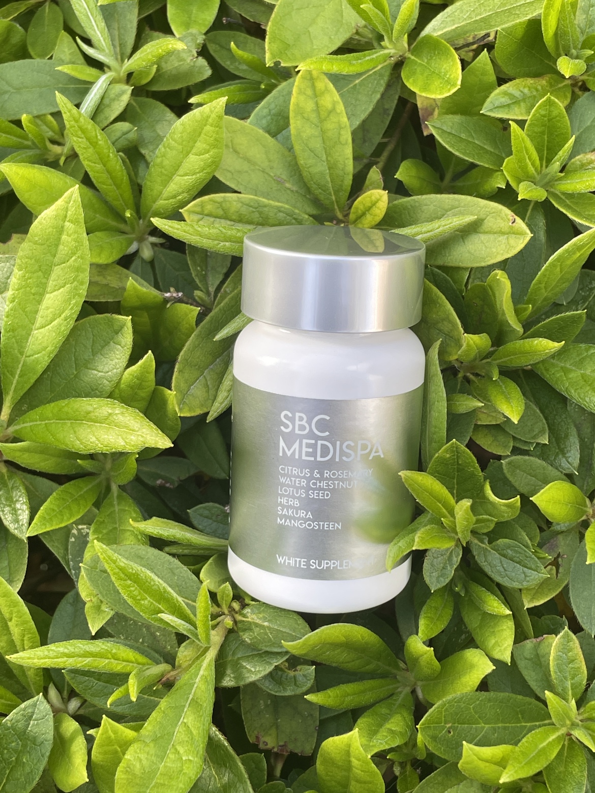 飲む日焼け対策」！！SBC MEDISPA ホワイトサプリメント