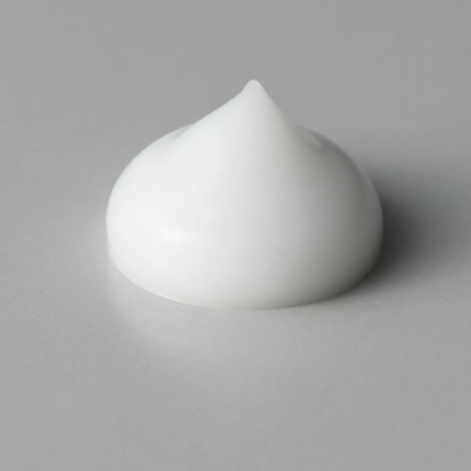 乾燥肌・敏感肌の社長が開発した基礎化粧品「アクシリオ」のEC通販