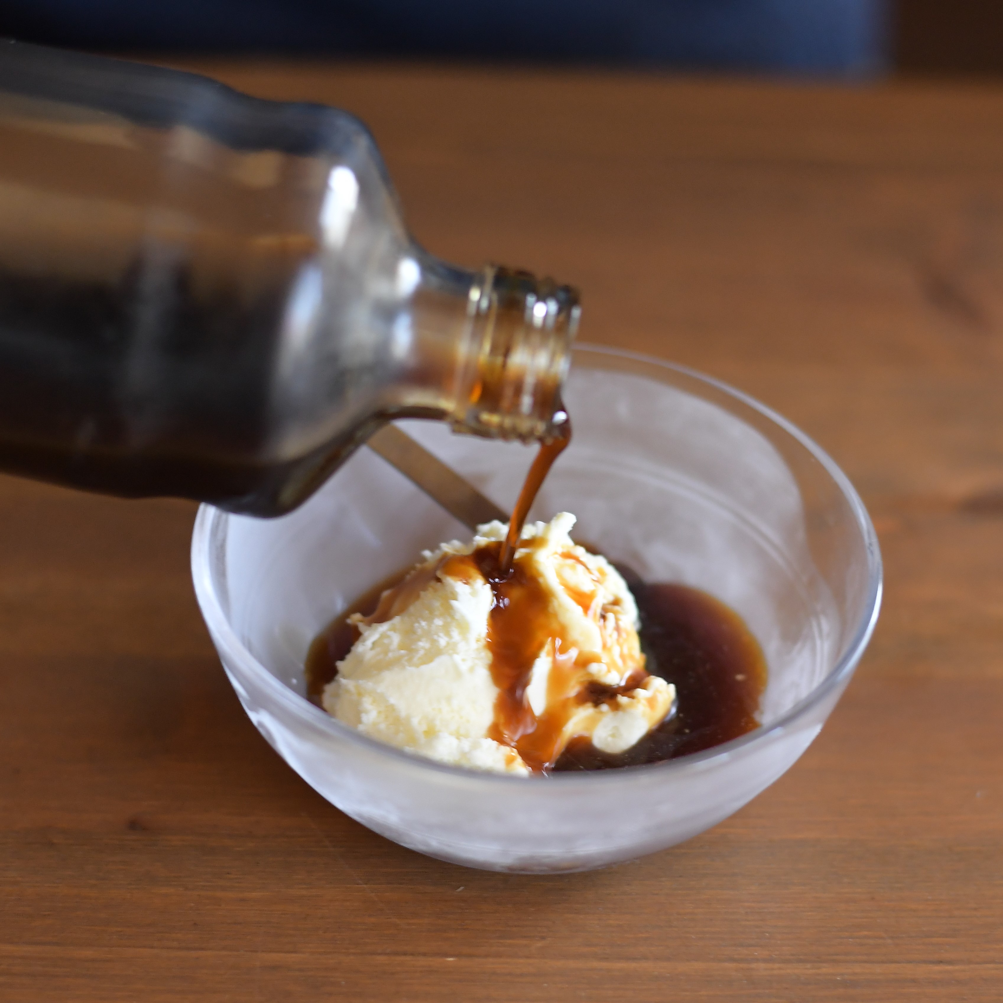 広島電鉄コラボ 路面電車カフェオレベース（加糖・カフェインレス