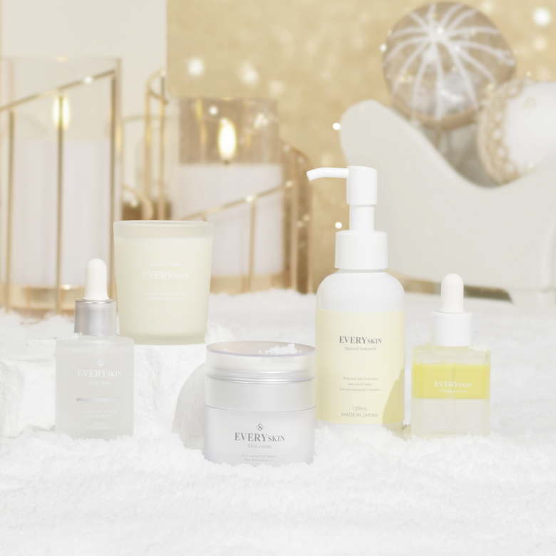 2025_HolidayCollection