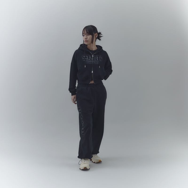 ジップアップパーカー(クロップド) | SMTOWN OFFICIAL ONLINE STORE