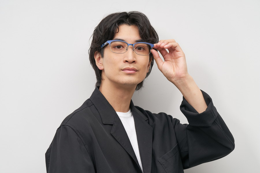 スペシャルプライス]手元も遠くもかけ外し不要のウェリントンフレーム