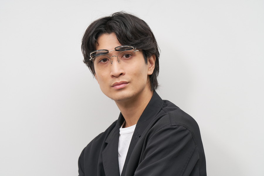 優しい印象のボストンフレーム/FLIP UP(跳ね上げ式メガネ)（ZO241010