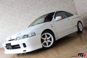 98万円！！パーツが多数入ったインテグラタイプR（DC2）が入庫！