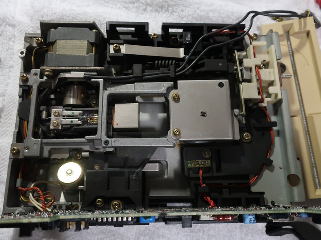 5.25インチFDDを常時読み取り専用ドライブに改造する - Diary on wind