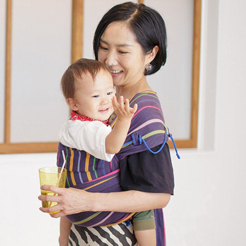 抱っこもおんぶも快適な抱っこ紐で新生児から両手自由で長時間も楽々