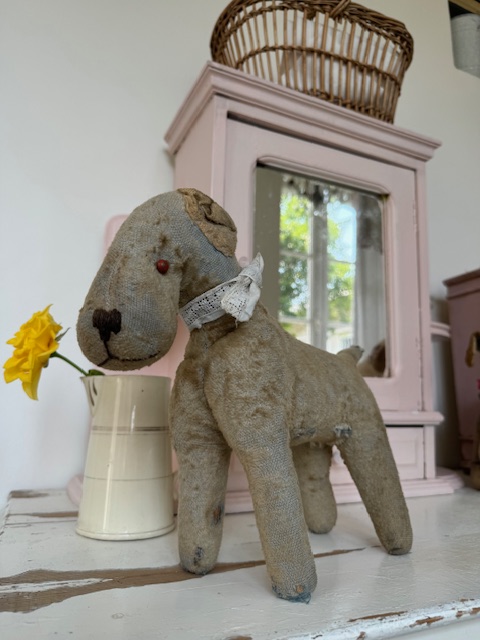 犬のぬいぐるみ | フランスアンティークショップディフェランス