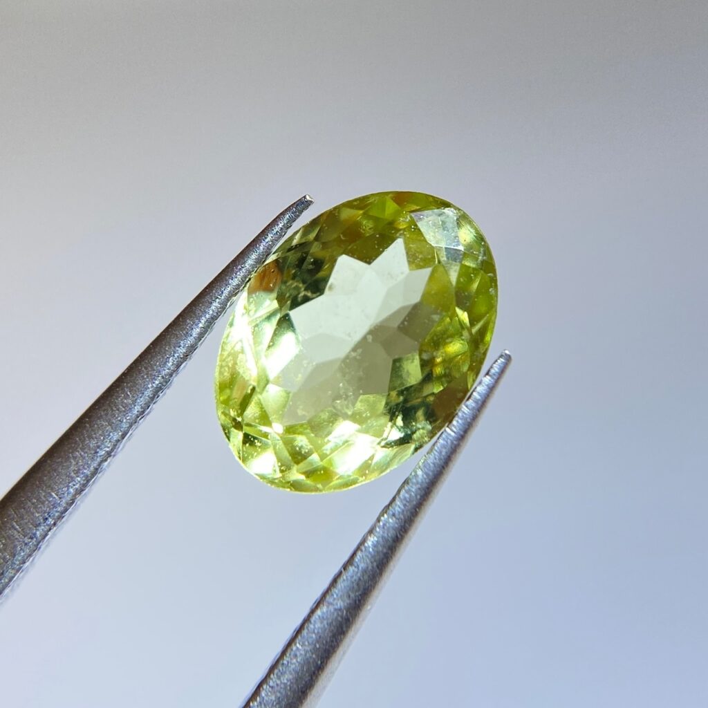 グロッシュラーガーネット | differencee（ディファレンシー）公式