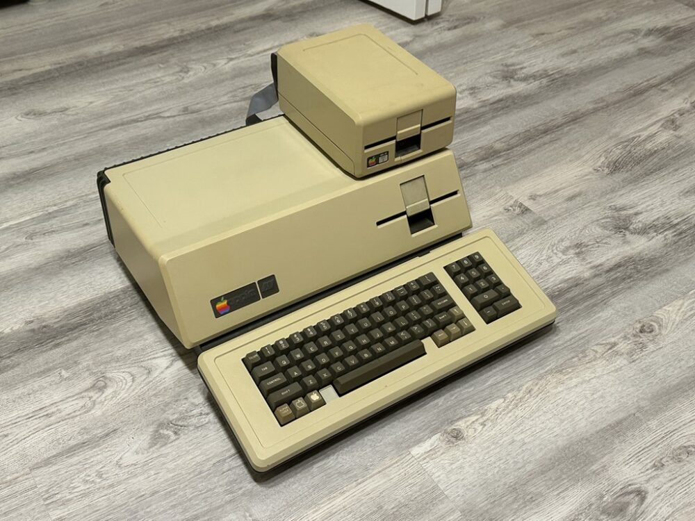 型遅れでも市場価値が高騰する“Apple Computer”に魅せられて。 | Dig