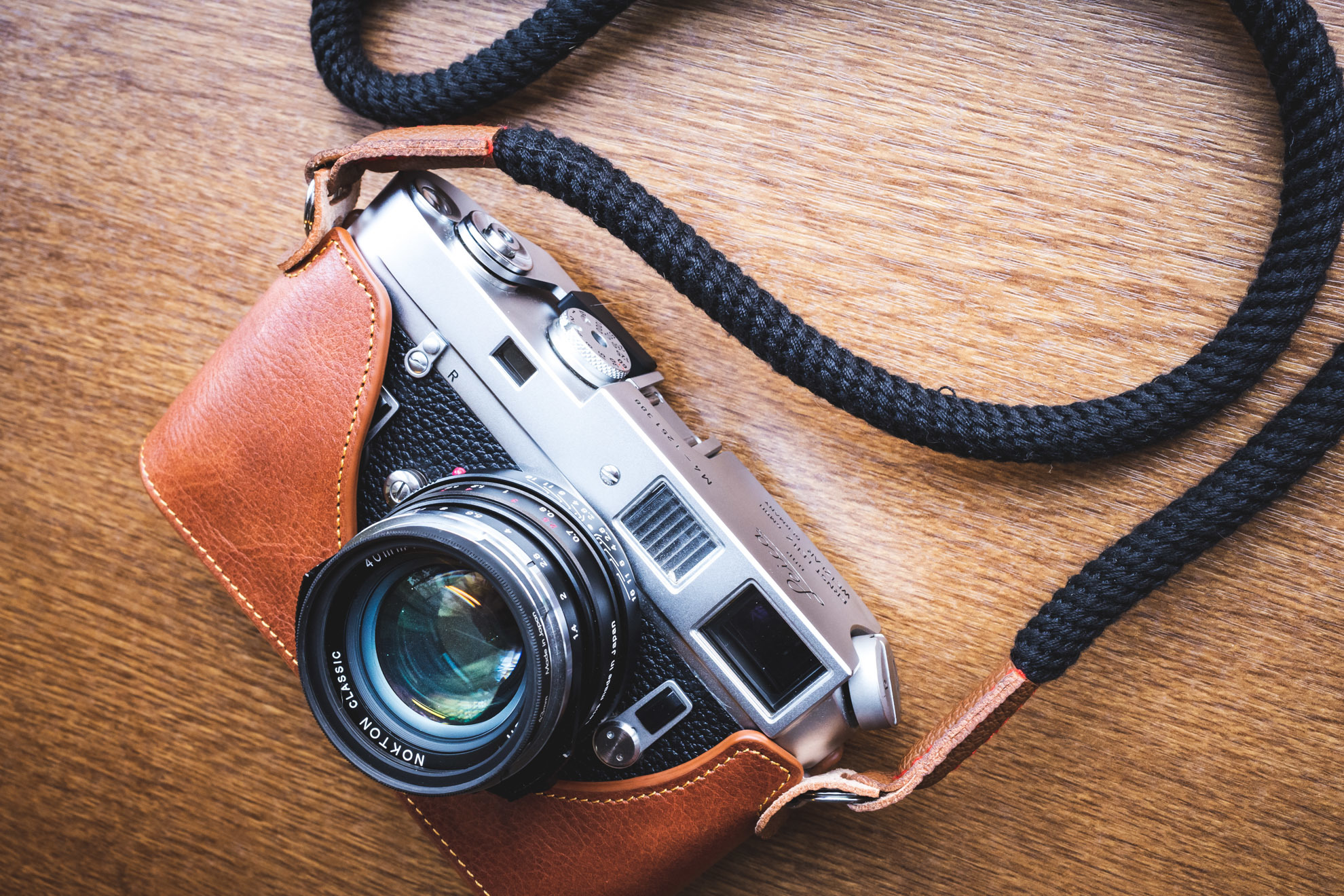 LEICA M4のアクセサリーを購入した件 | デジタル試しうち