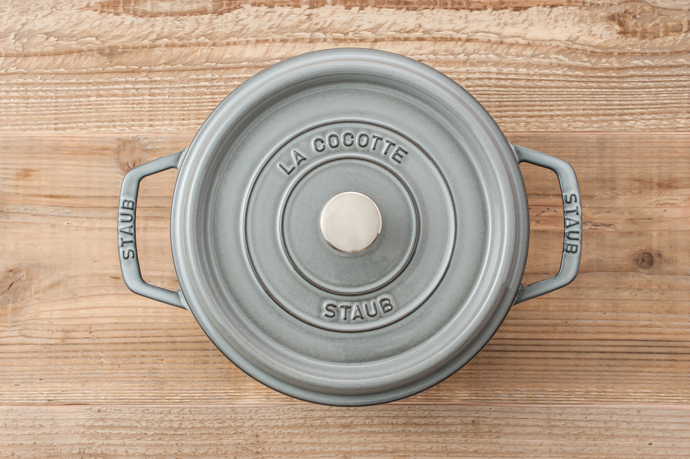 レンタル】staub ストウブ ピコ ココット ラウンド グレー 22cm <br