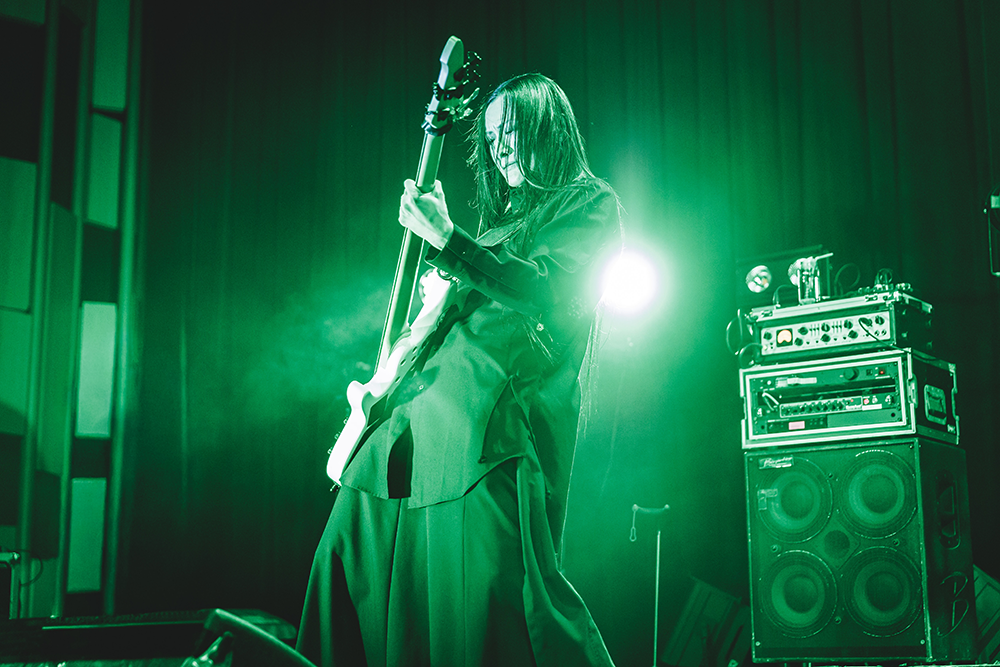 deadman、ソールドアウトの大手町三井ホールで大充実の25周年