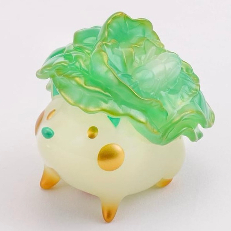 全新】 翠玉小白菜刺刺金螢版（夜光）故宮聯名路遙圓創| 蝦皮購物