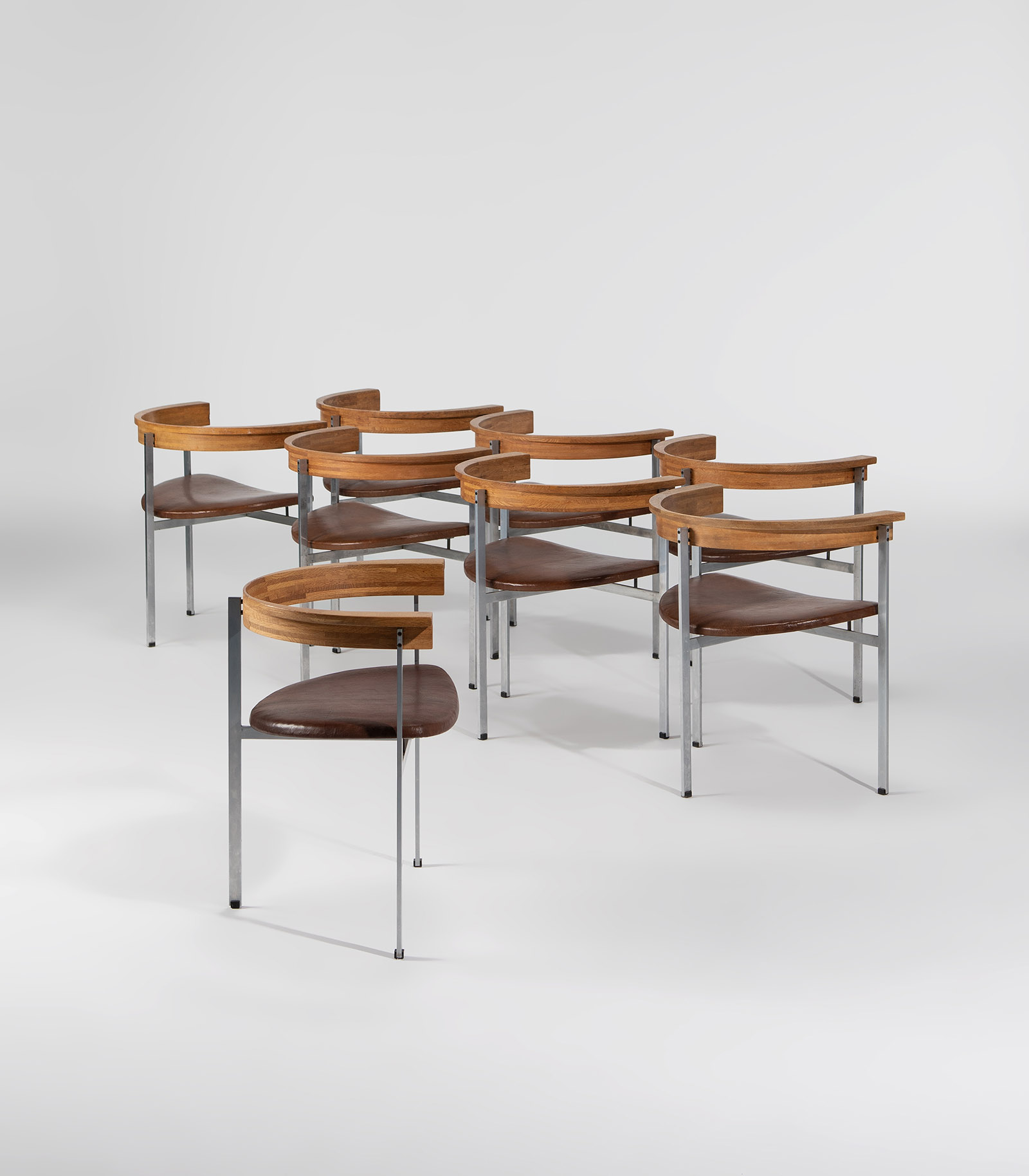 Set of eight armchairs designed by Poul Kjærholm - Dansk Møbelkunst