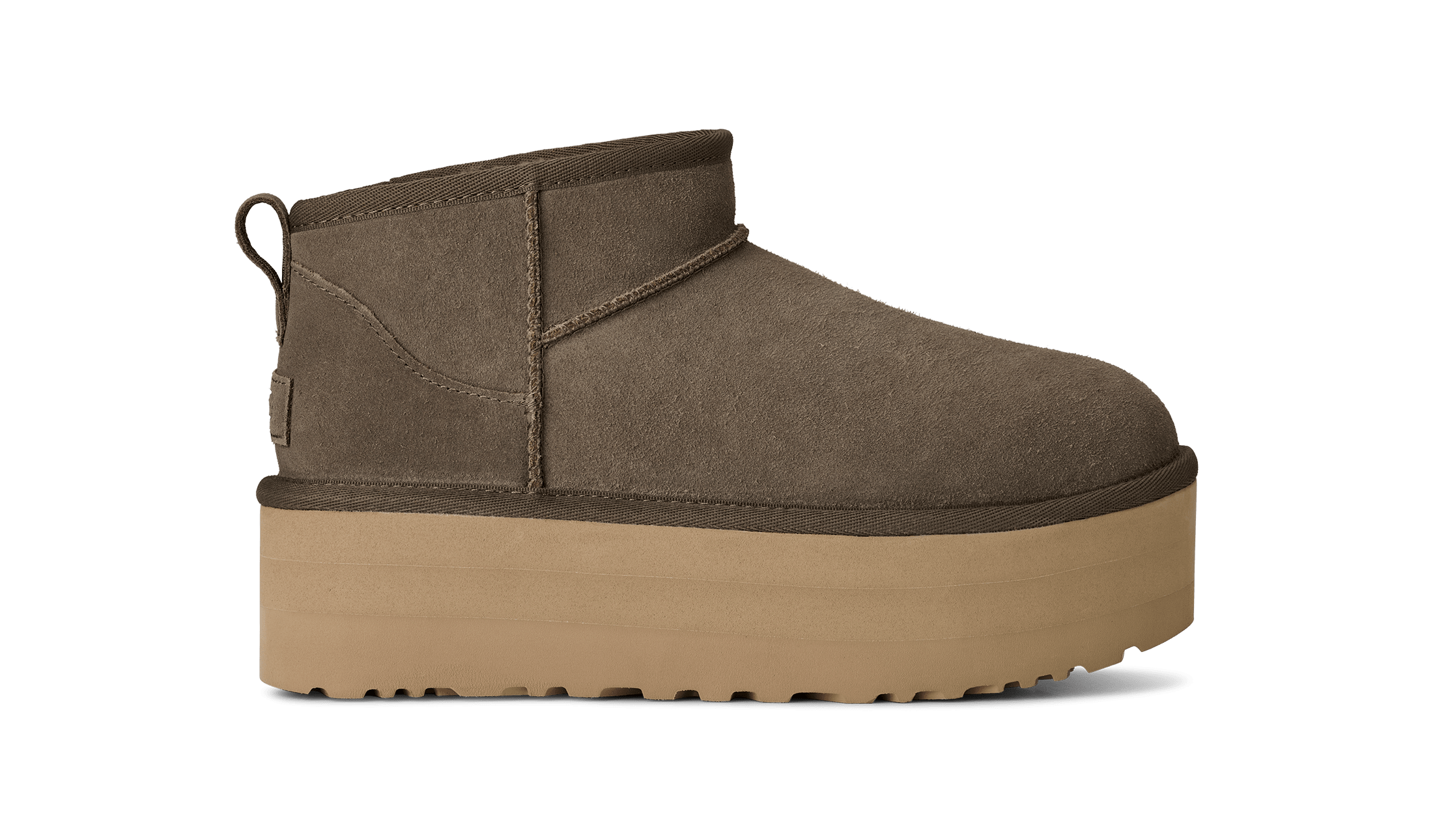 クラシックブーツ｜UGG®（アグ）公式サイト