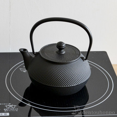 dショッピング |鉄瓶 7型 特製アラレ紋 内面釜焼・外面黒焼付仕上げ IH