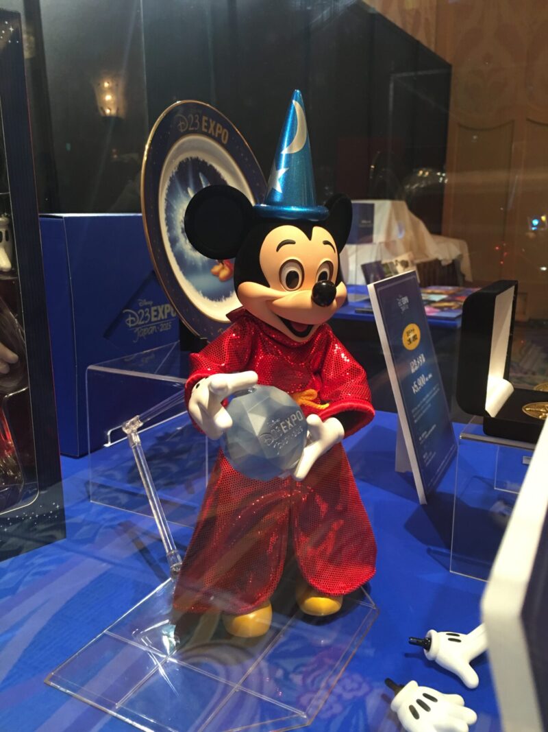 Mickey Mouse and Minnie Mouse Limited Edition Disney100 Doll Set