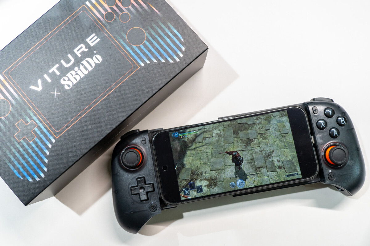 XRグラス向け「VITURE × 8BitDo Ultimate モバイルゲーム