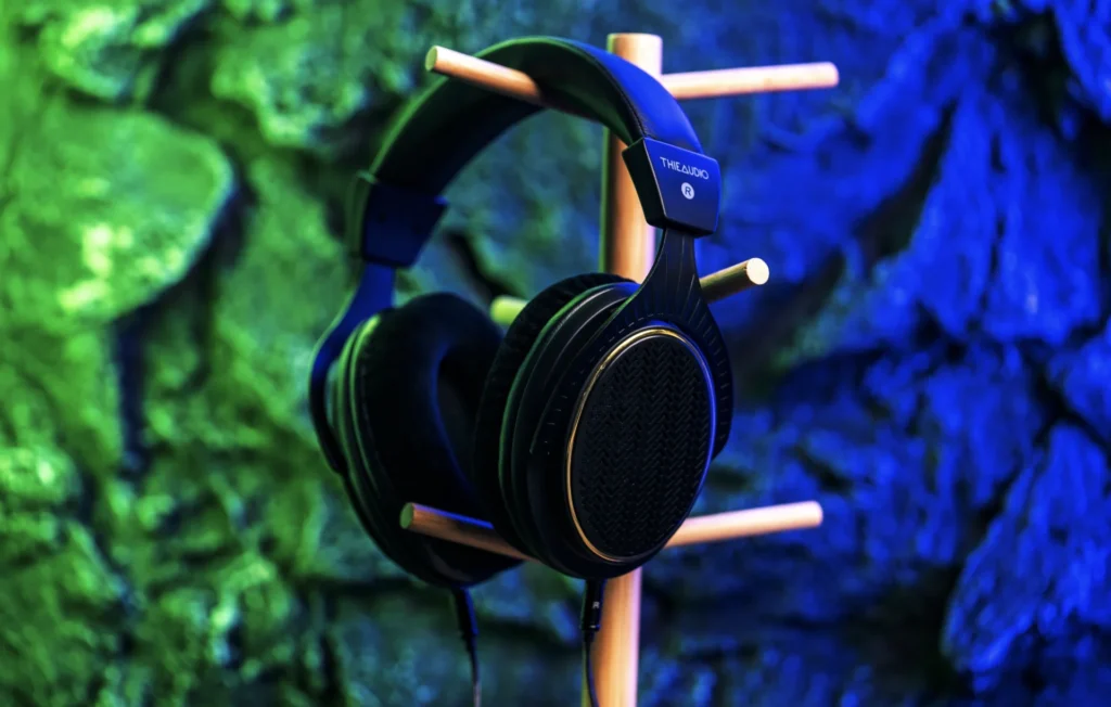 PR]THIEAUDIO Ghost ヘッドホンレビュー | EARL-FIIOとライフスタイル