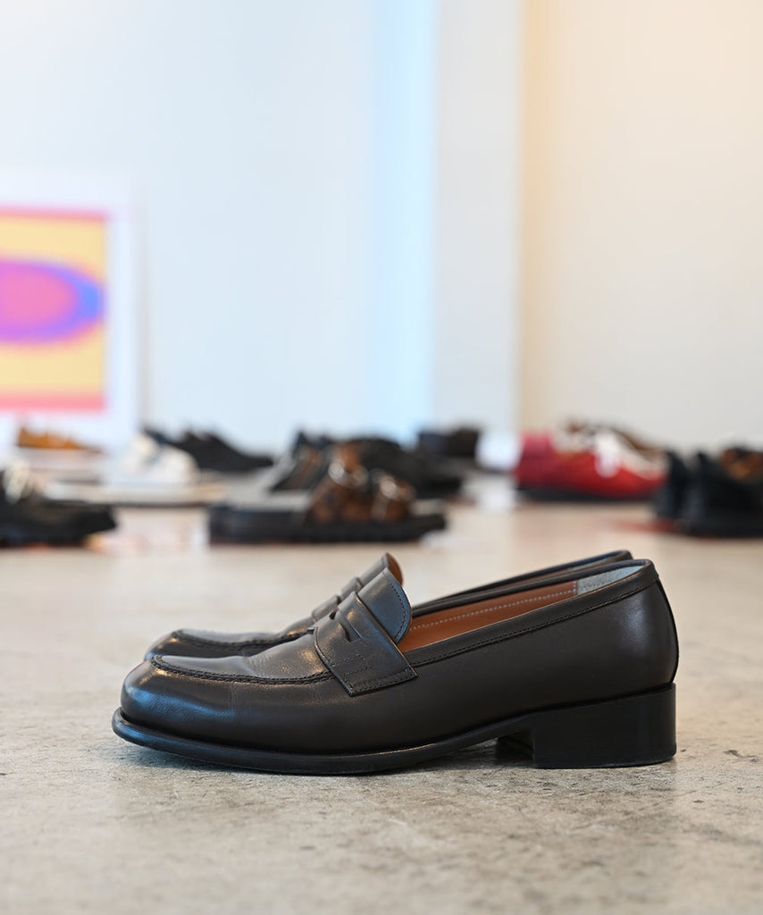 現在のファッションに欠かせない新定番ローファー – EARLE (アール