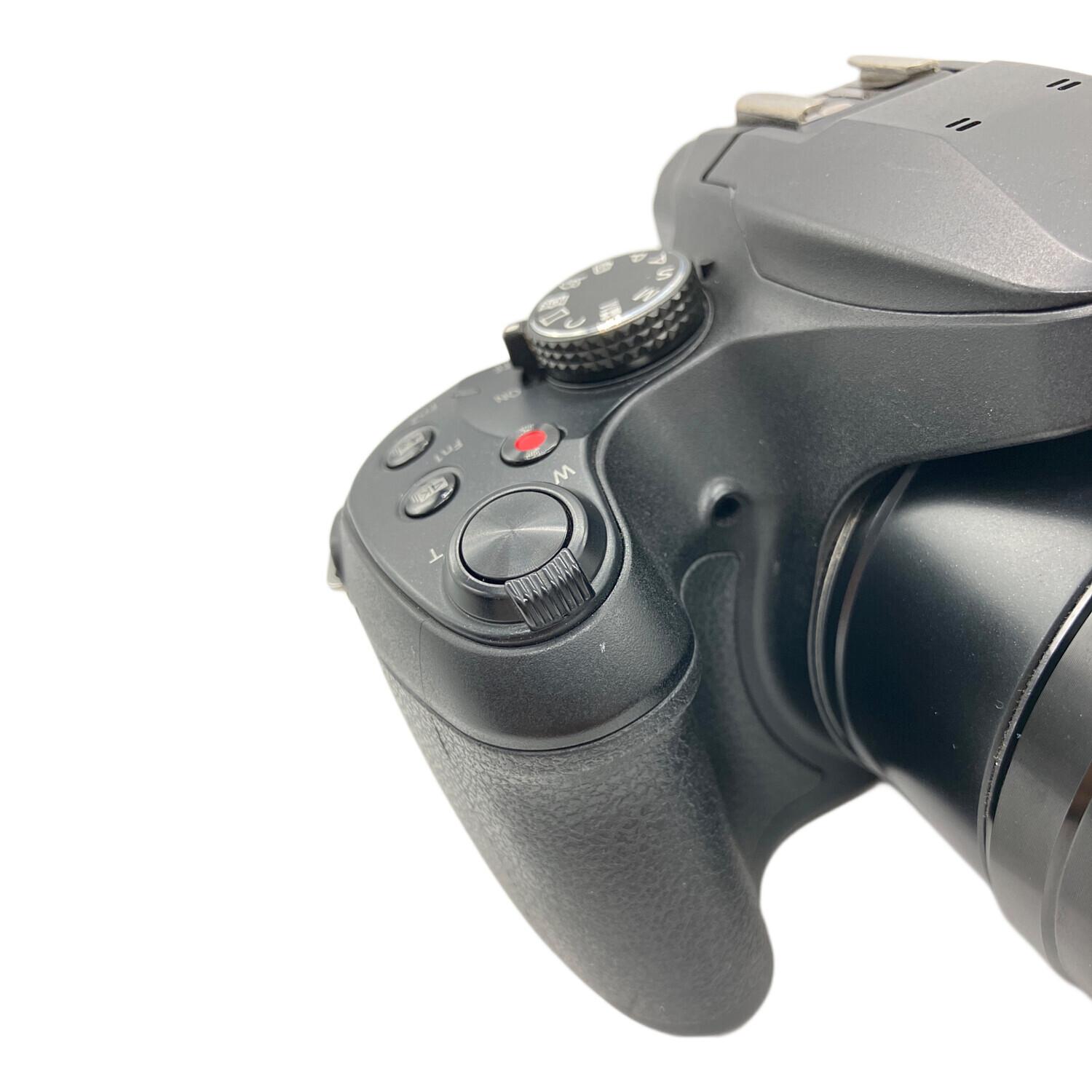 Panasonic (パナソニック) デジタルミラーレス一眼レフカメラ LUMIX DC