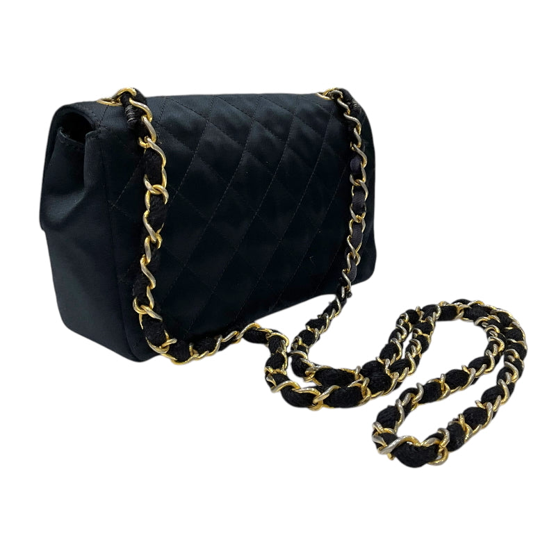 シャネル CHANEL ミニマトラッセ チェーンショルダーバッグ 1番台