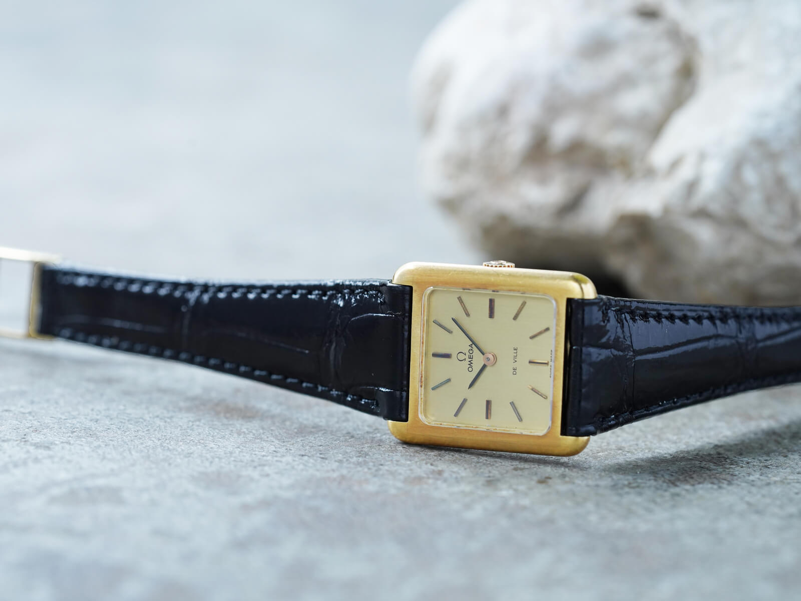 オメガ/デヴィル/スクエアケース/ゴールドダイヤル/Omega/De Ville