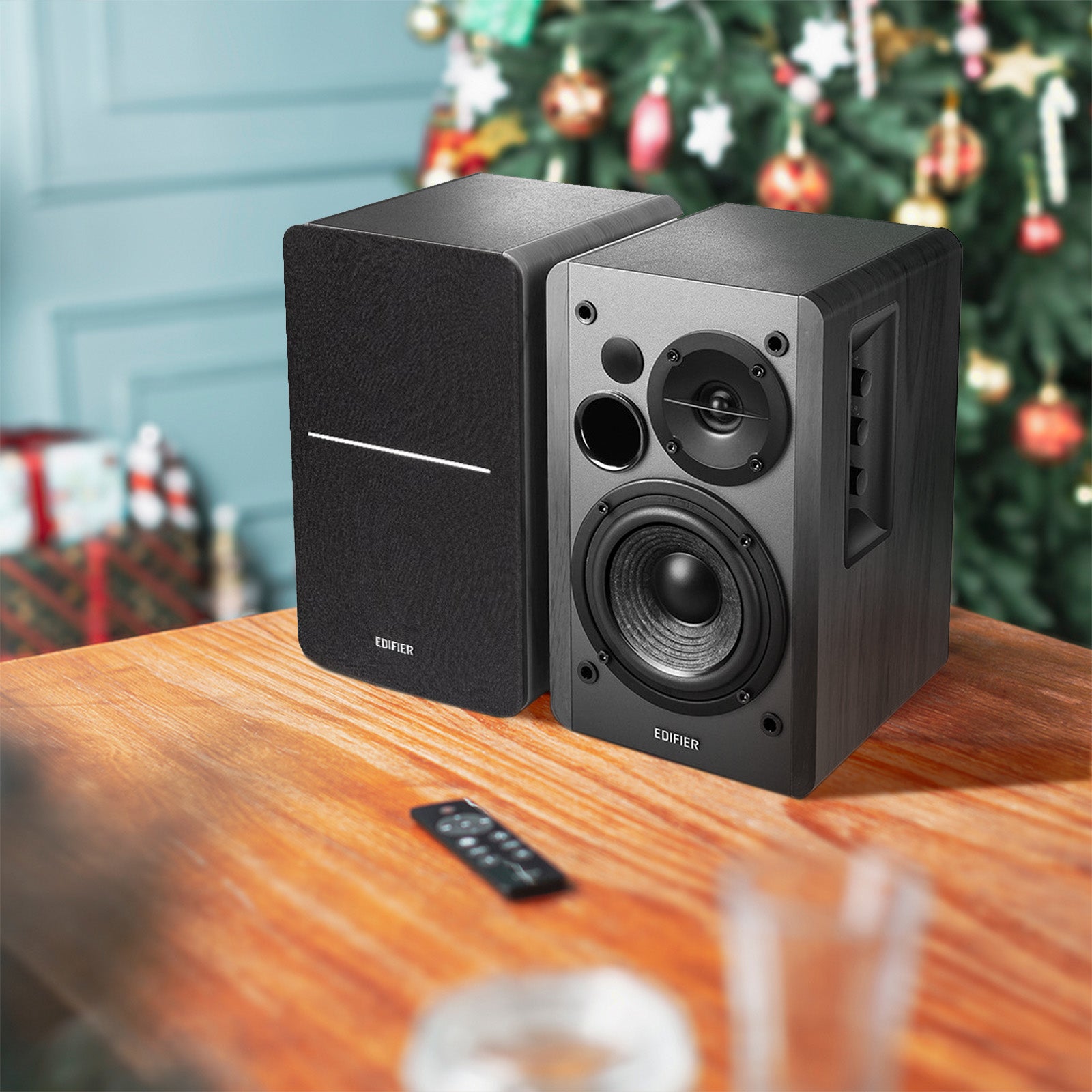 R1280DBs Powered Bluetooth Bookshelf Speakers – Edifier USA