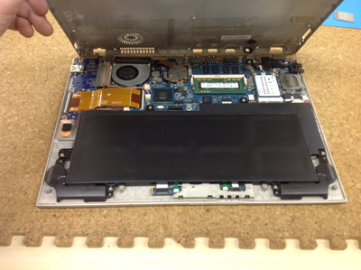 東芝 Dynabook R632 液晶修理、分解方法 | 液晶修理センター