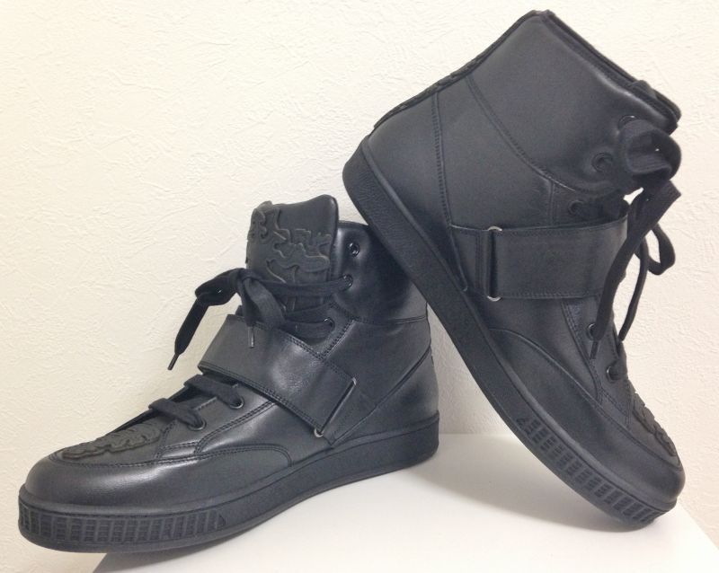 GIVENCHY(ジバンシィ)ブラックレザーベルクロ付きハイカットスニーカー