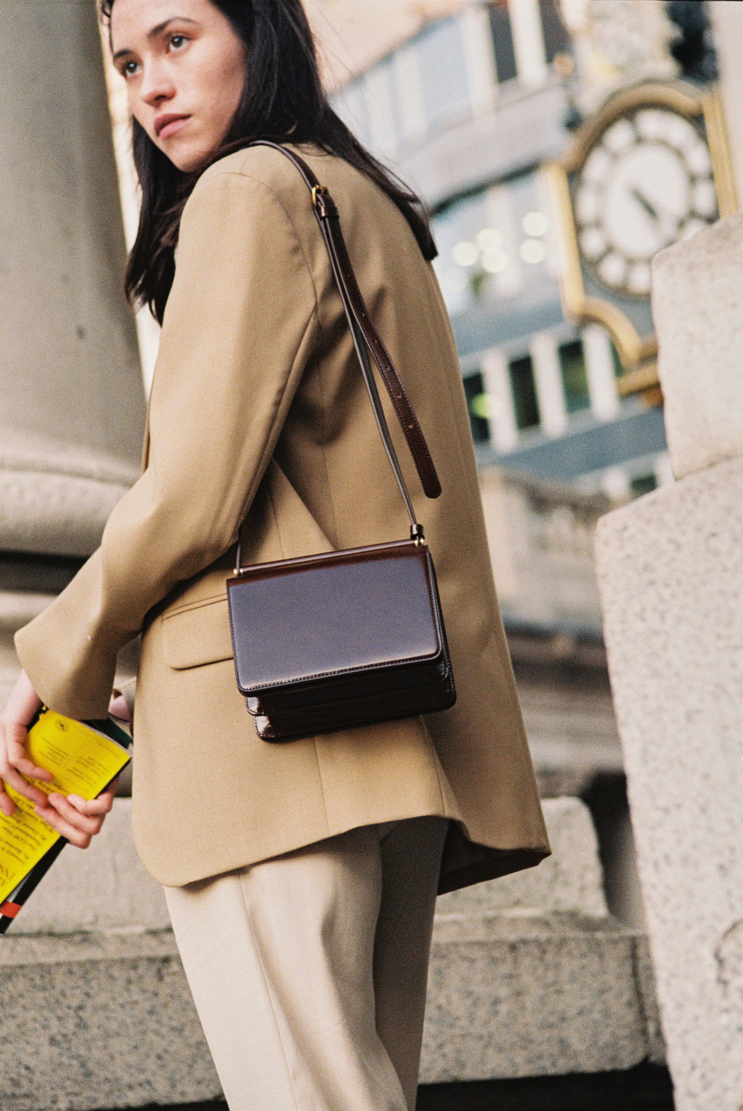 SAC PAUMELLE MINI BROWN – TOUT Y EST EN