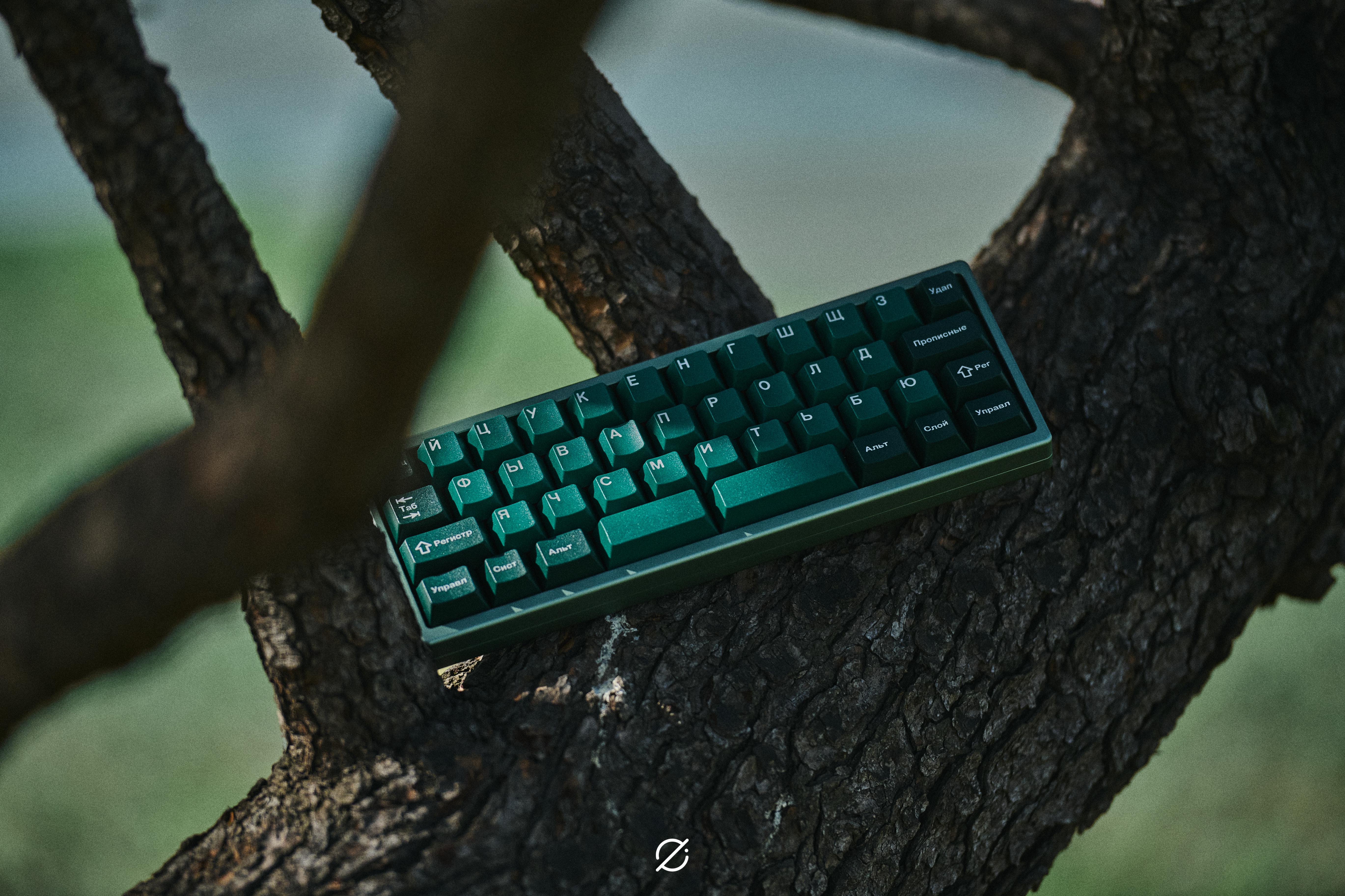 Pre-Order] STAGGERED Roly-poly 40 R3 Keyboard Kit by Niuniu