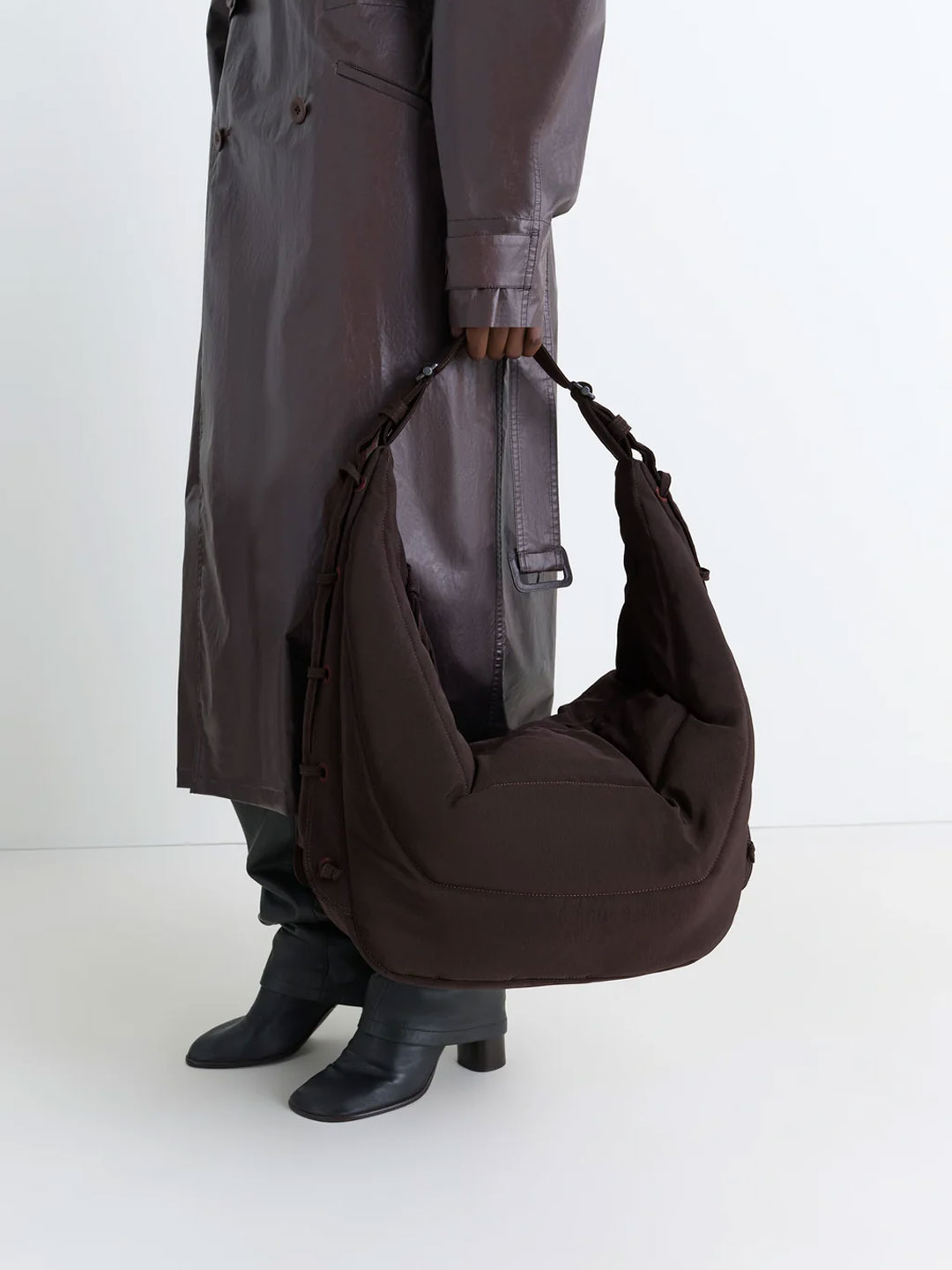 LEMAIRE(ルメール) | ラージ ソフト ゲーム バッグ - ダークブラウン