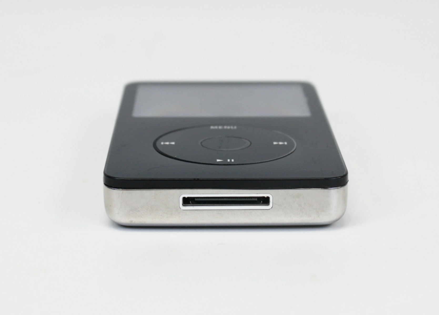 Apple iPod Classic 5th Generation 60GB Black A1136 MA147LL