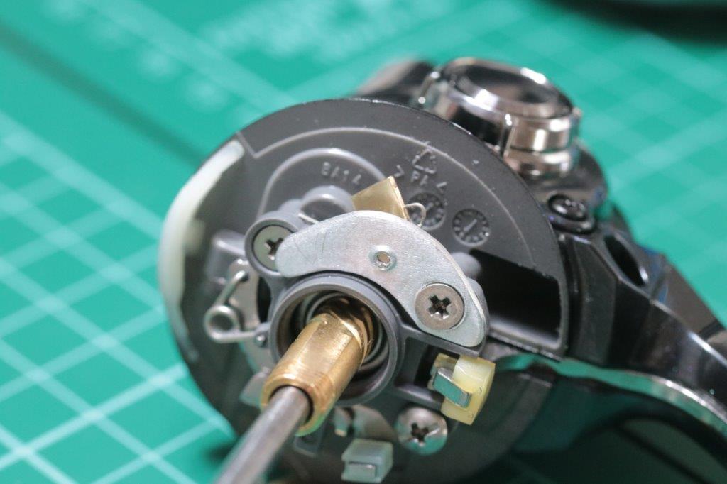 23 BB-X デスピナ 2500DXG ヤエン音出しカスタム | リールカスタム