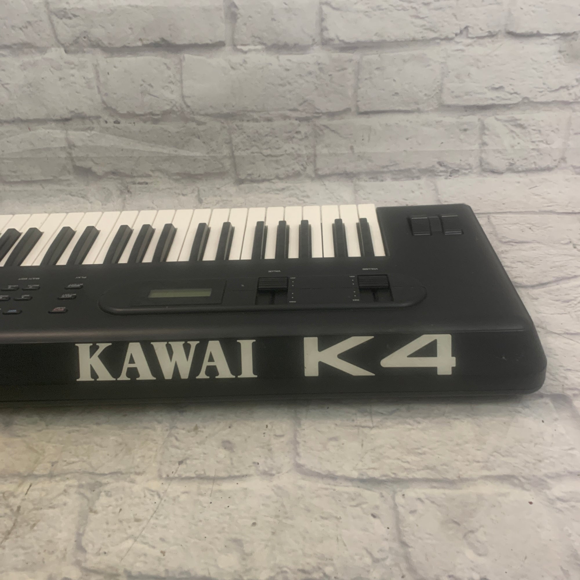 Kawai K4 16 bit Digital Synthesizer - Evolution Music