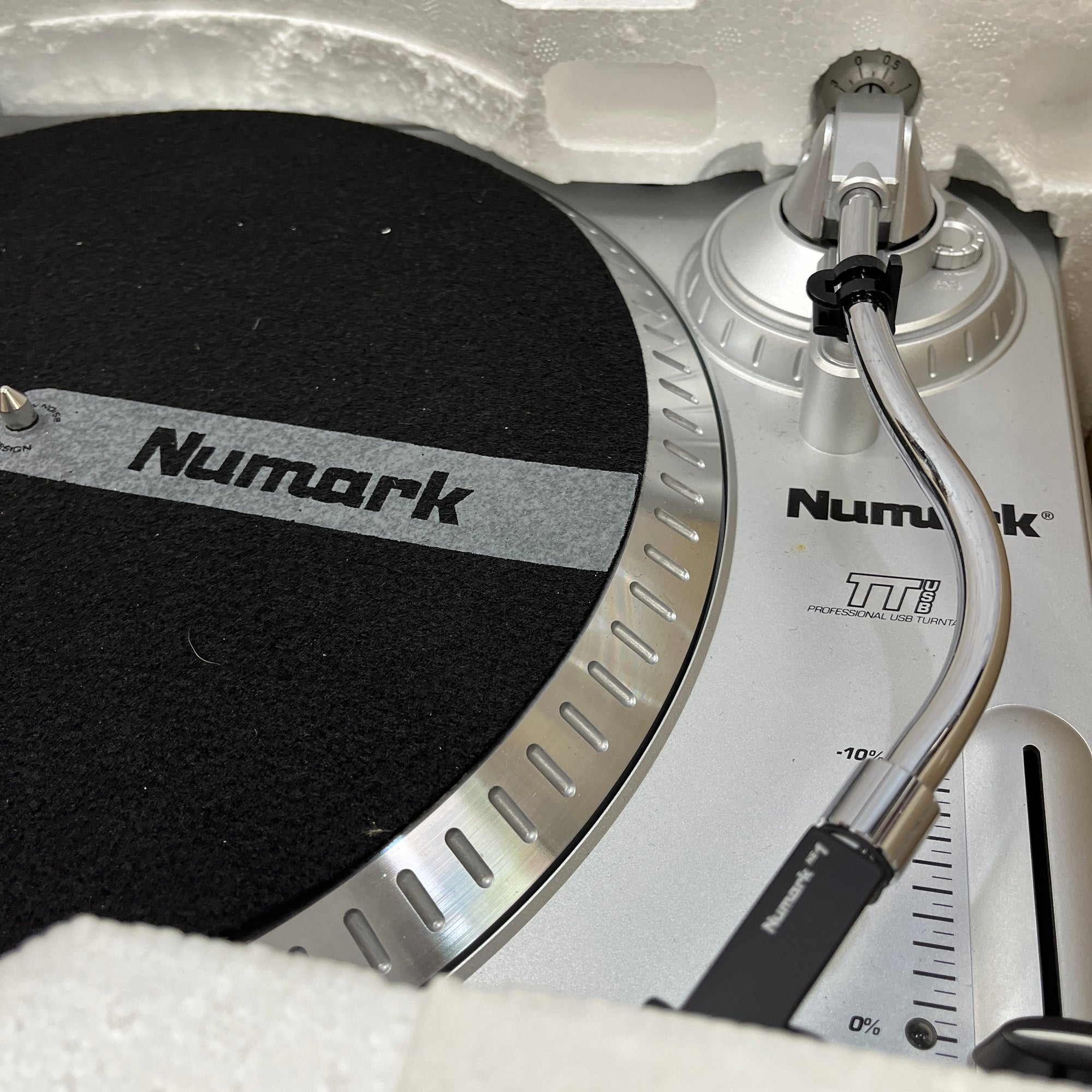 Numark TTUSB Belt Drive USB Turntable - Evolution Music