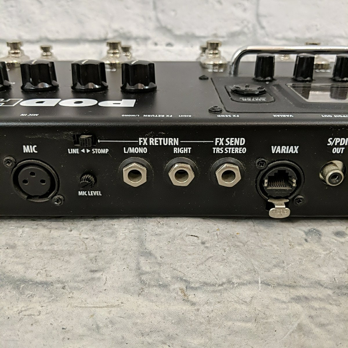 Line 6 POD HD500 Multi-Effect and Amp Modeler with Hard Case